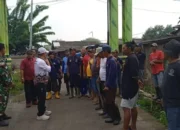 Masuk Musim Penghujan Kades Bojongsari Gencar Bersihkan Saluran Air