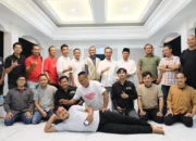 Pasangan Ade Kuswara Kunang dan dr. Asep Surya Atmaja Unggul Telak dalam Pilkada Bekasi 2024