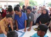 Dinas Ketahanan Pangan Kabupaten Bekasi Gelar Pangan Murah di Desa Karangmukti
