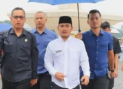 Diguyur Hujan, Bupati dan Wakil Bupati Bekasi Terpilih Semangat Jalani Gladi Pelantikan