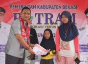 Wakil Bupati Bekasi Asep Surya Atmaja Hadiri Pelayanan Botram di Desa Sumberjaya
