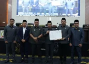 Ketua DPRD H Endang Sodikin Pimpin Rapat Paripurna Bahas Regulasi dan LKPJ Bupati Karawang TA 2024