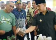 Tinjau Pusat Daur Ulang, Bupati Bekasi Ade Kuswara Kunang Dorong Pengelolaan Sampah Berbasis Ekonomi dan Lingkungan