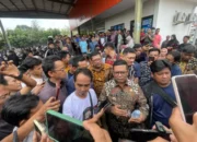 Gubernur Banten Andra Soni Apresiasi Antusiasme Masyarakat Ikuti Program Pemutihan Pajak Kendaraan