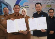 Pemkab Bekasi Terima Penyerahan Wilayah Pelayanan Cabang Rawalumbu dan Cabang Pembantu Setiamekar