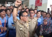 Wakil Menteri Tenaga Kerja Sambangi Karyawan Perusahaan di Bekasi