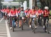 Ribuan Pesepeda Meriahkan Fun Bike dan Extreme Cross Country HUT Kabupaten Bekasi ke-75