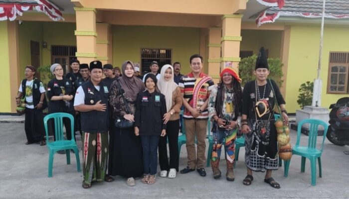 Pemdes Karangharum Gelar Baksos Pengobatan Alternatif Gratis Bagi Warganya