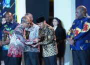 Berhasil Turunkan Kemiskinan, Kabupaten Bekasi Terima Apresiasi Kinerja Pemerintah Daerah dari Kemendagri