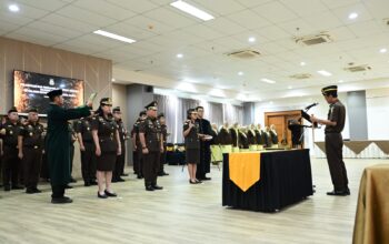 Kajati Jabar Lantik Tiga Kajari, Tekankan Integritas dan Profesionalisme