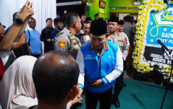 Kapolri Takziah ke Rumah Korban Penganiayaan Air Keras di Tambun Selatan, Tegaskan Komitmen Penegakan Hukum