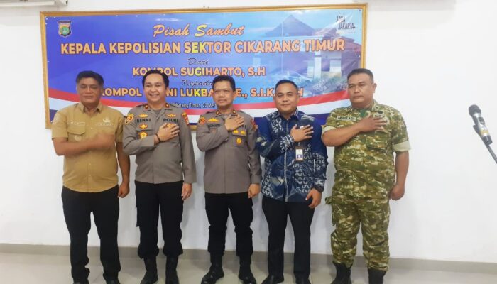 Pisah Sambut Kapolsek Cikarang Timur Berlangsung Hangat, Kompol Benni Lukbar Ajak Perkuat Sinergitas Kamtibmas
