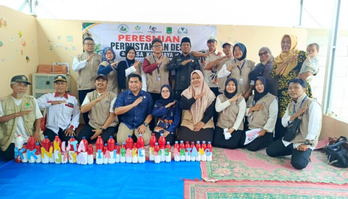 Mahasiswa KKN IAI Rakeyan Pacu Gerakan Literasi, Perpustakaan Desa Kutajaya Diresmikan