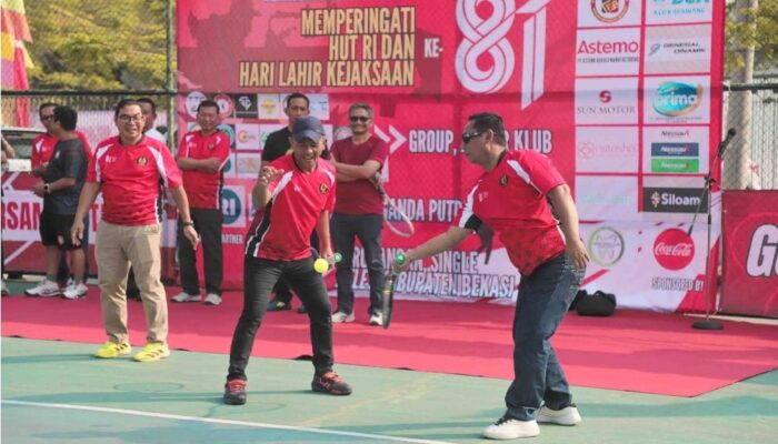 Pererat Kebersamaan Kejaksaan dan Masyarakat, Plt Bupati Buka Turnamen Tenis se-Kabupaten Bekasi