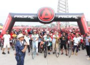Karnaval Sepeda Santai, Plt Bupati Bekasi Ajak Warga GCC Jaga Kesehatan dan Perkuat Kebersamaan