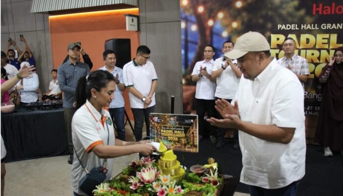 Bupati Bogor Rudy Susmanto Resmikan Padel Hall Pakansari, Tambah Pilihan Sarana Olahraga Masyarakat