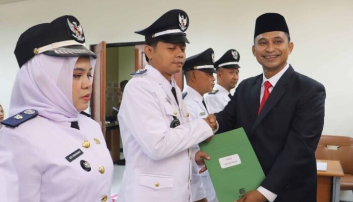 154 Pj Kades Resmi Dilantik, DPMD Kab Bekasi Tekankan Tiga Tugas Utama: Pelayanan Publik, Tertib Administrasi dan Amankan Aset Fisik Desa