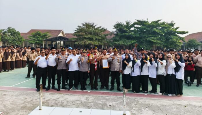 Tekan Kenakalan Remaja, Polsek Cikarang Timur Gelar Polisi Sahabat Pelajar dan Deklarasi Serentak di Sekolah