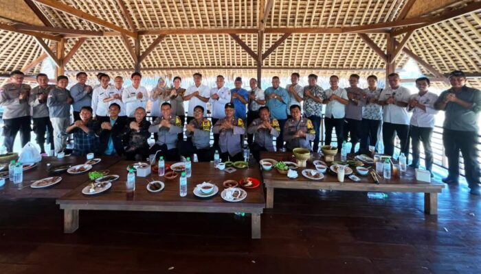 Pererat Sinergi Pascapilkades, Kapolsek Cikarang Timur dan Muspika Gelar Silaturahmi Bersama Kades Terpilih